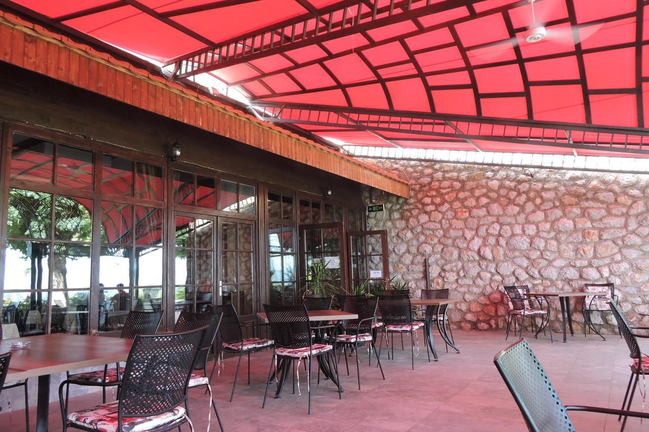 Lakeview Hotel And Resort Otesevo Exterior foto
